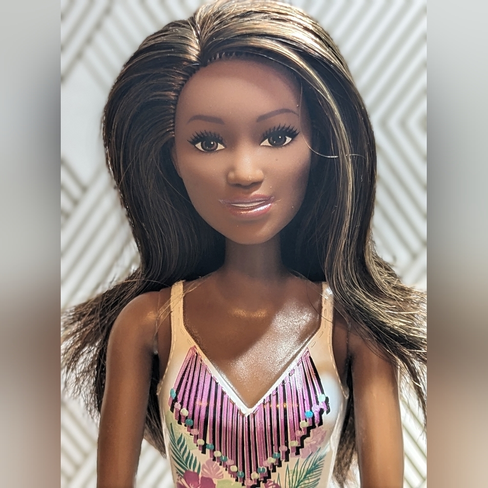 Barbie Beach Doll AA Kim Face White Swimsuit Floral 2017 Cleaned/Styled Washed